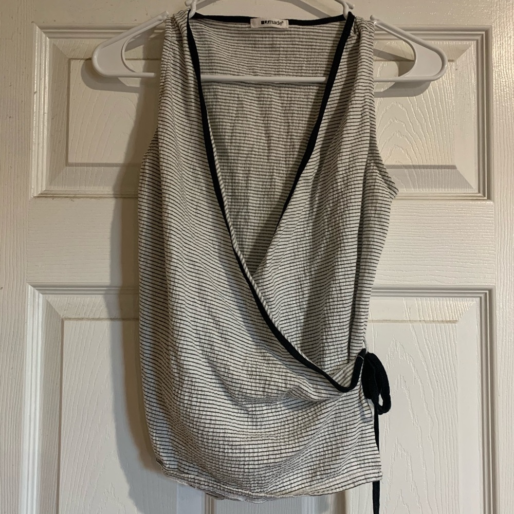 LAmade Sleeveless Wrap